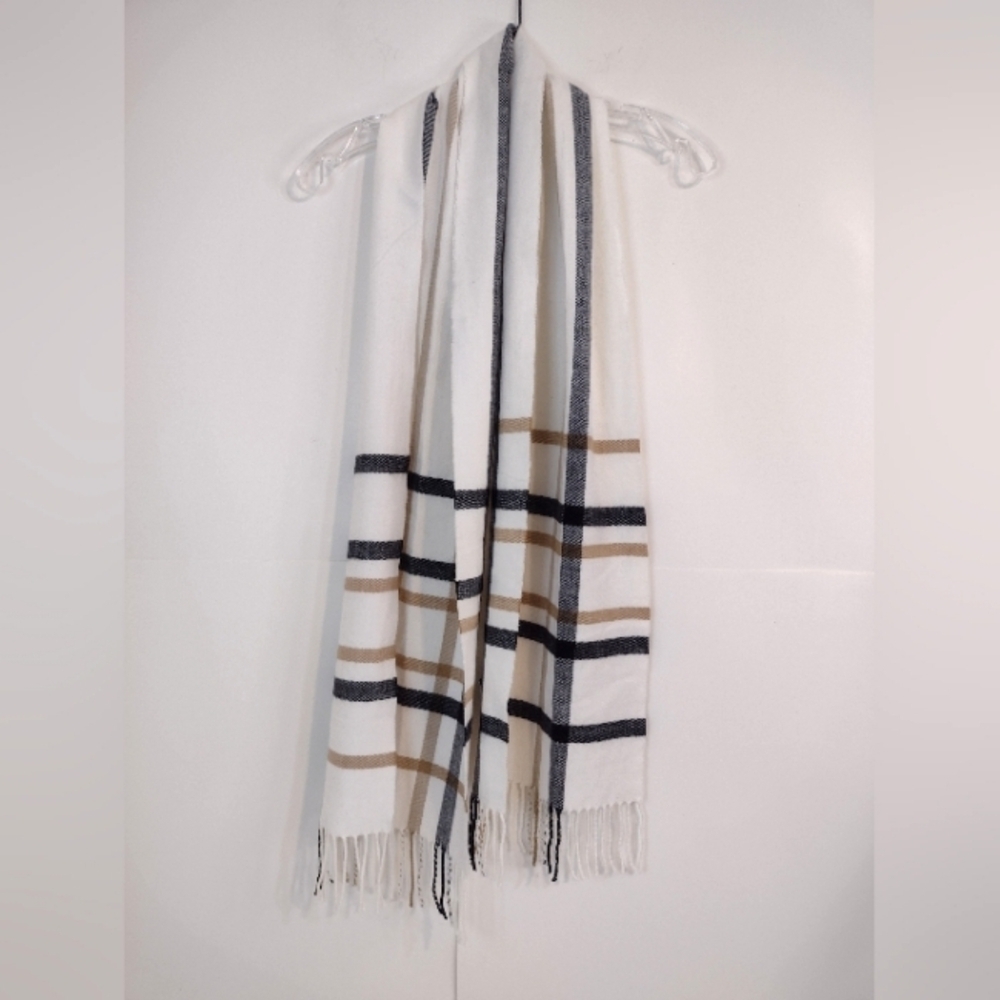 ITALY DESIGN women's white, grey and tan. Scar cashmere/viscose blend